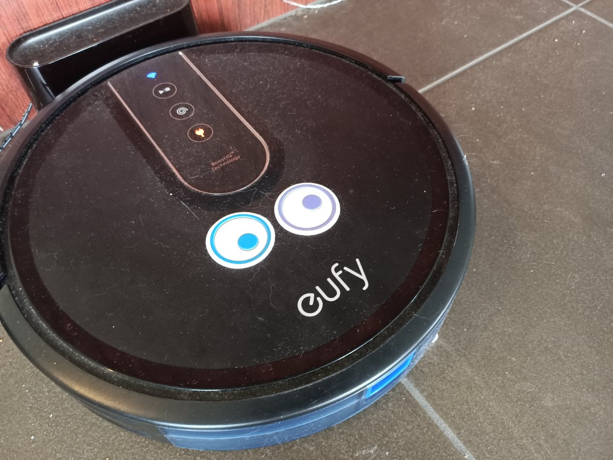 Fluffy what’s your robovac’s name? Everyday Chat Everybump Parenting & Lifestyle